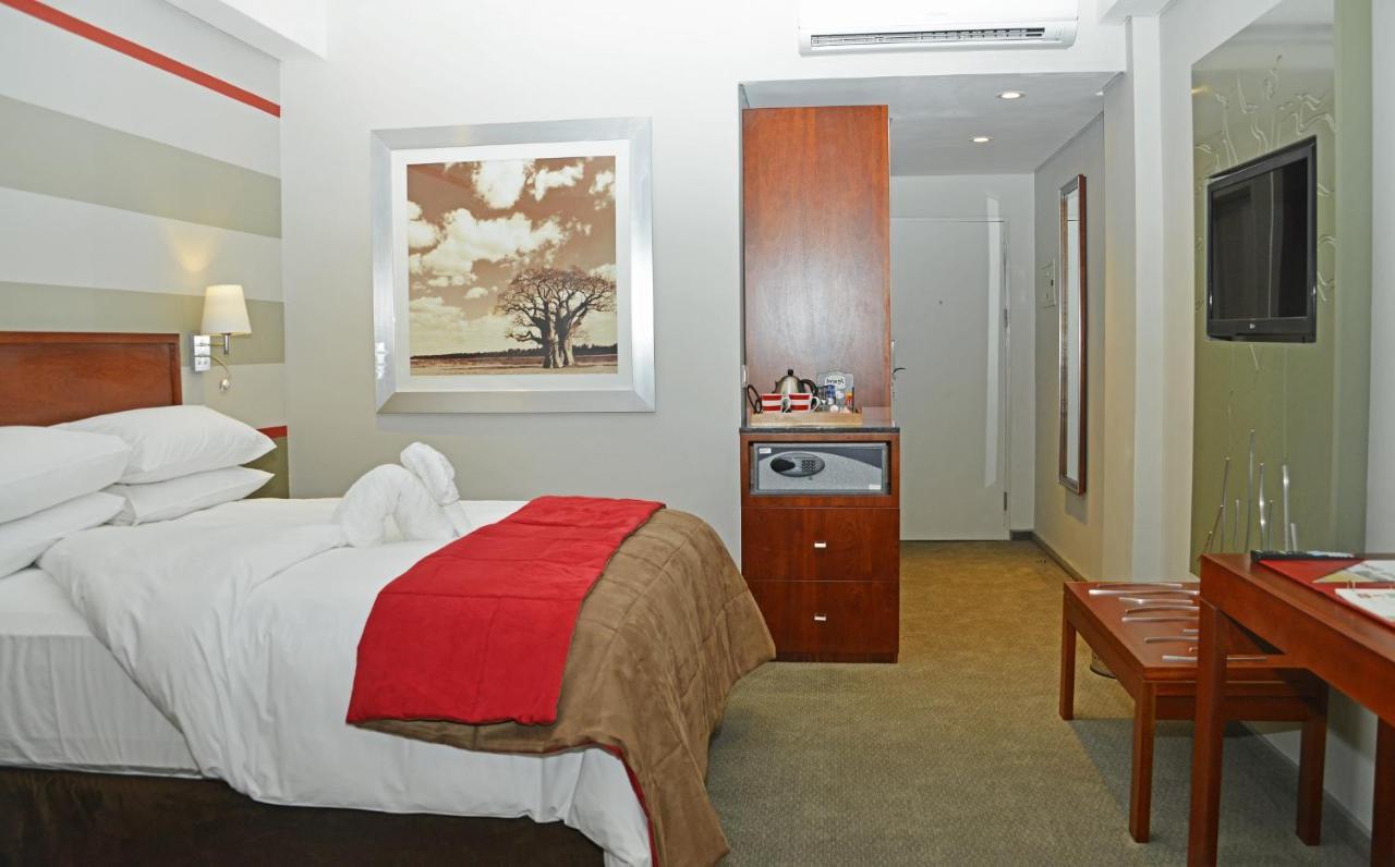 Indaba Lodge Gaborone Exterior photo